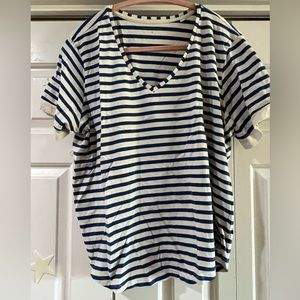 Universal Standard Navy Striped Vee Rex Size M